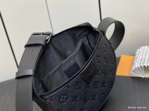 Affordable Moon LOUIS VUITTON Crossbody 0707